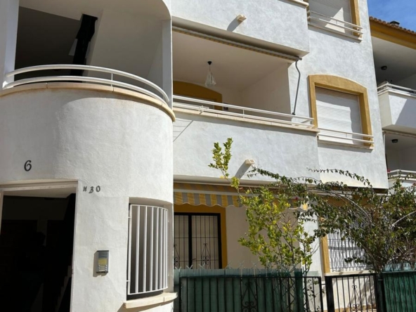 Apartment for sale in Torre De La Horadada by Pinar Properties