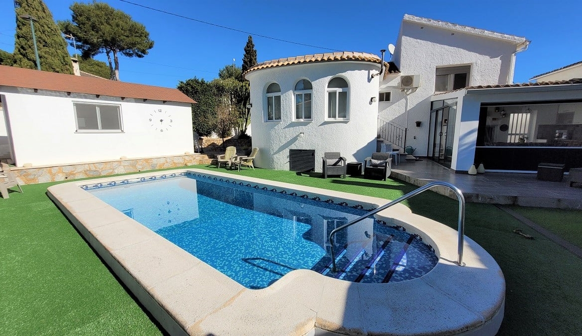 Villa for sale in Pinar de Campoverde by Pinar Properties