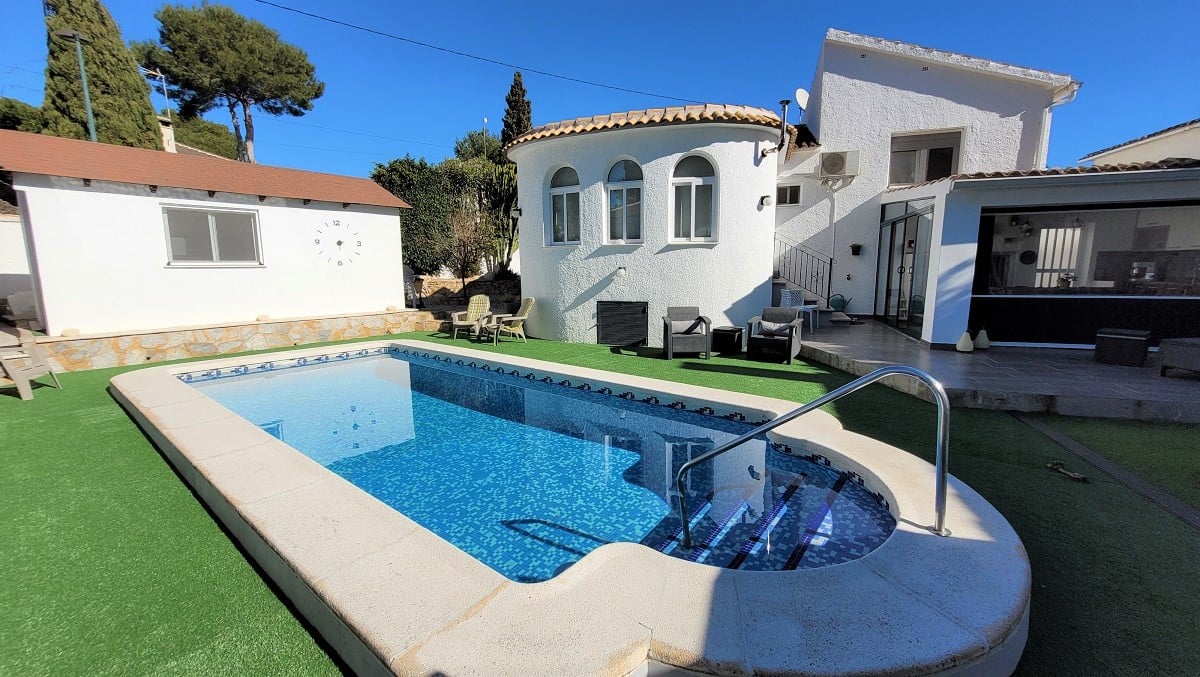 Villa for sale in Pinar de Campoverde by Pinar Properties